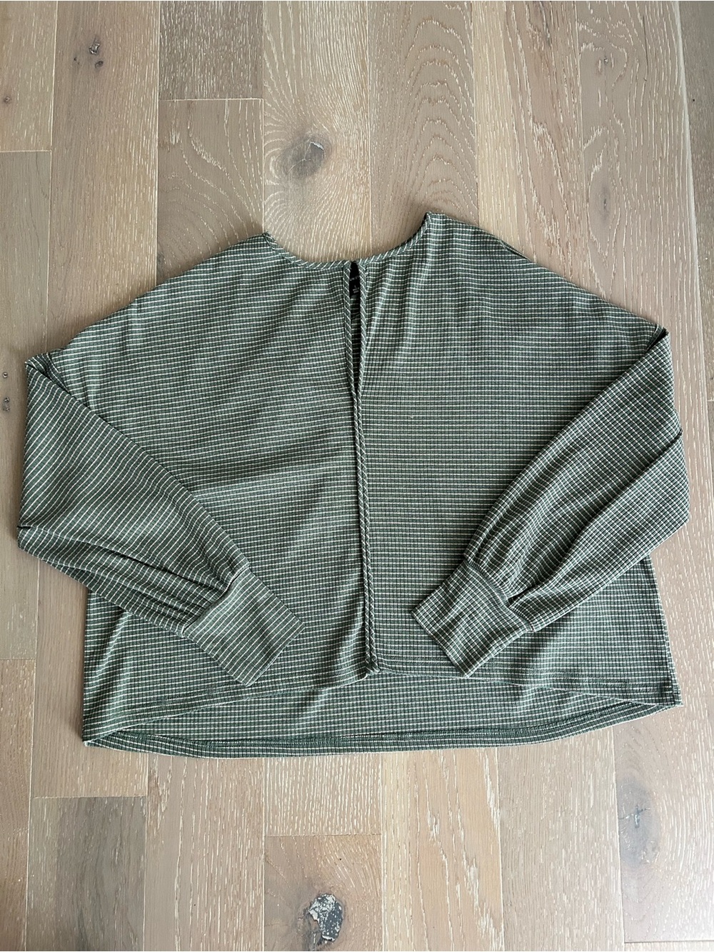 lumière Olive Green Long-Sleeve Ribbed Women’s Sweater